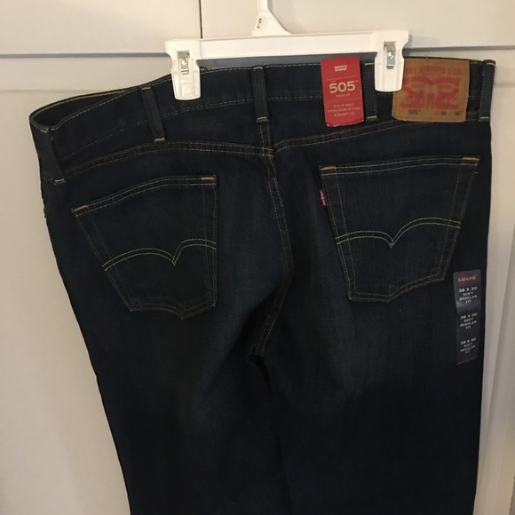 Levi’s  505 Regular Fit - Picture 2 of 3